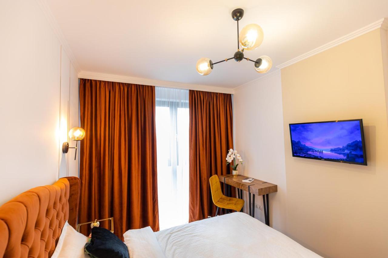 كلوج-نابوكا Moon Luxury Apartment - Sunset View المظهر الخارجي الصورة